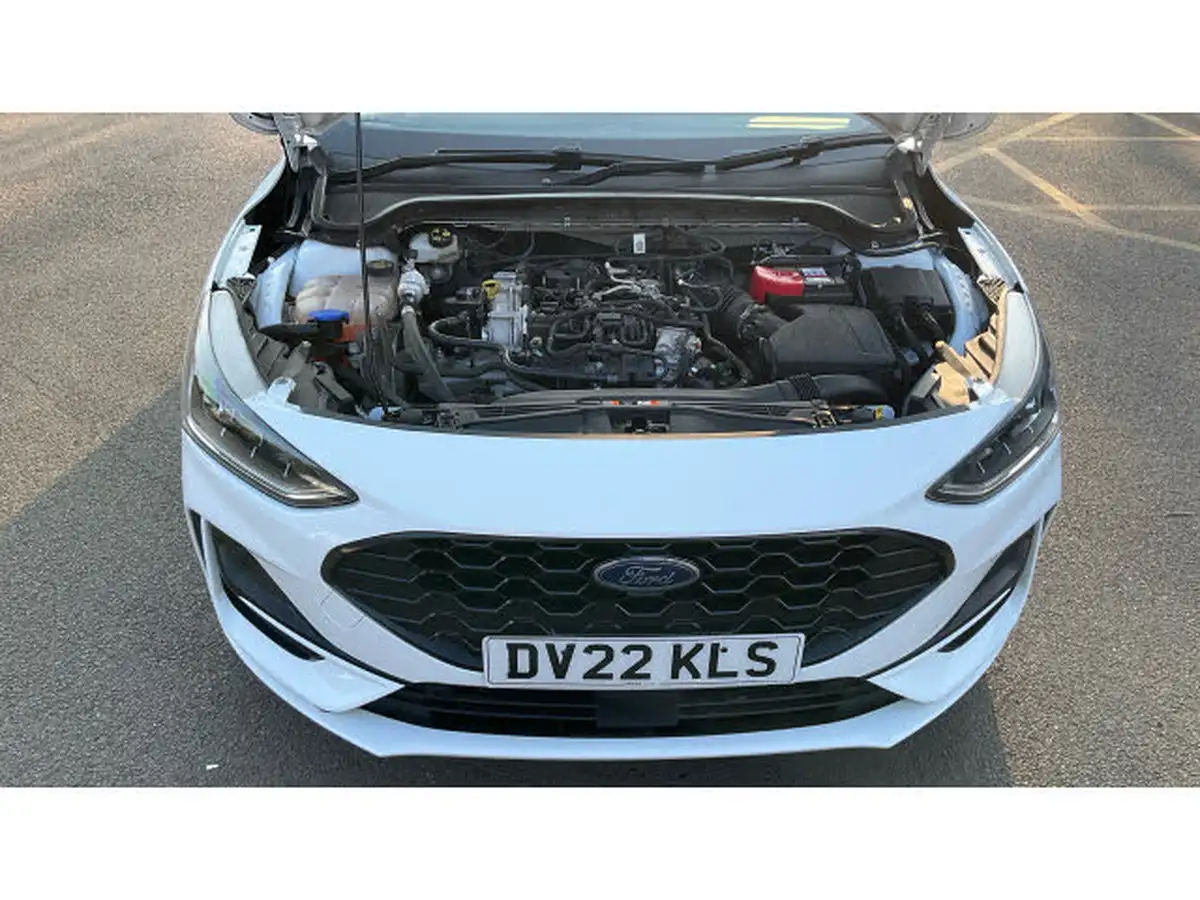 2022-ford-focus-10t-st-line-125ps-hatchback-big-7