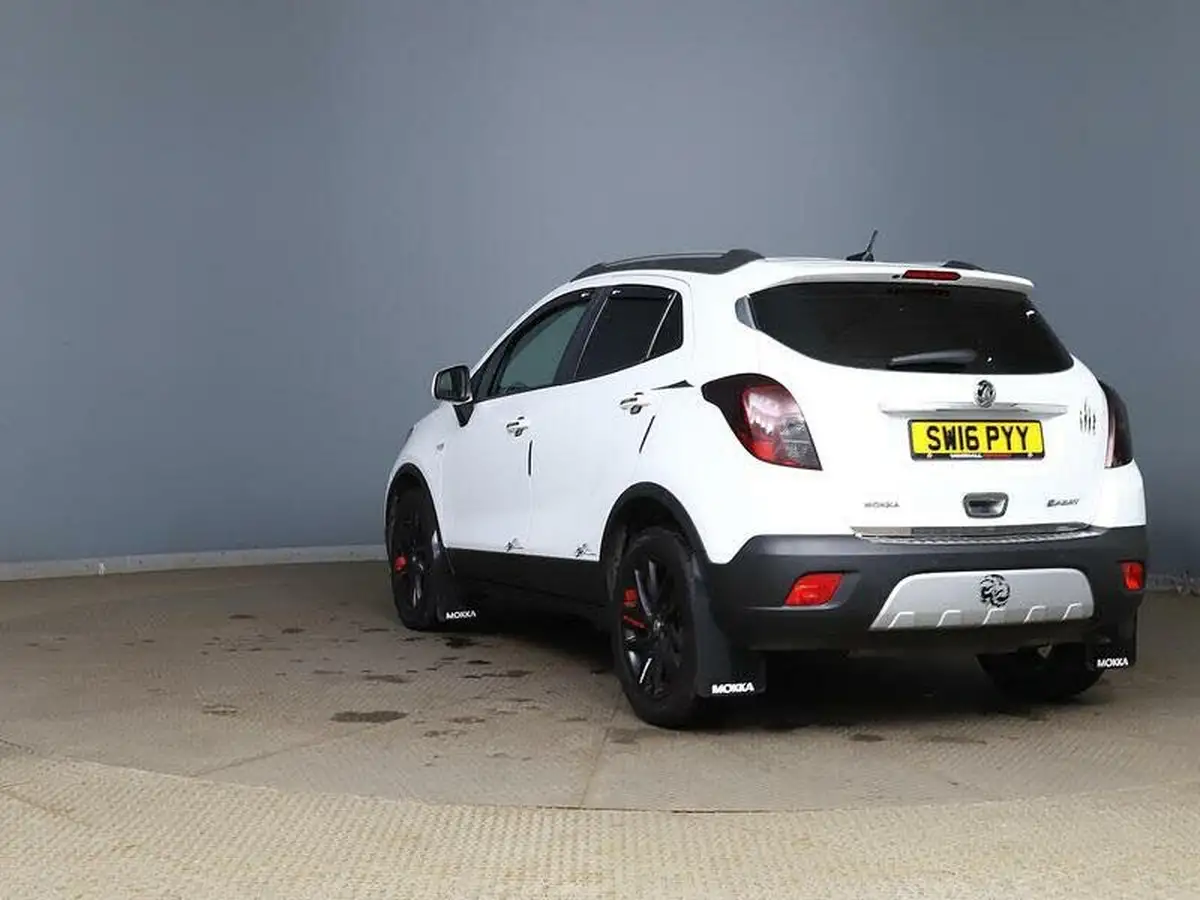 2016-vauxhall-mokka-16-exclusiv-big-3
