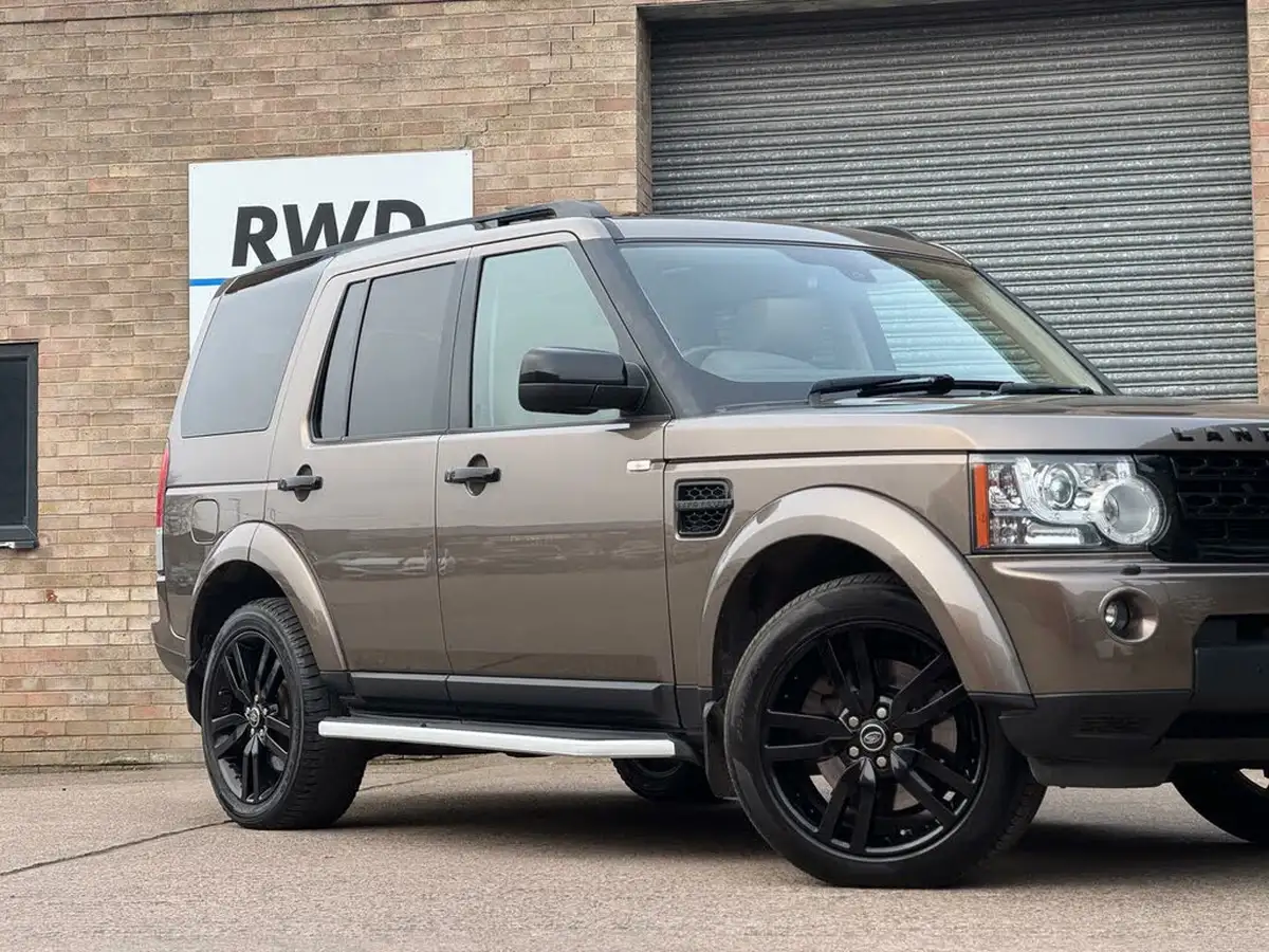 2013-land-rover-discovery-4-30td-hse-luxury-4x4-big-1