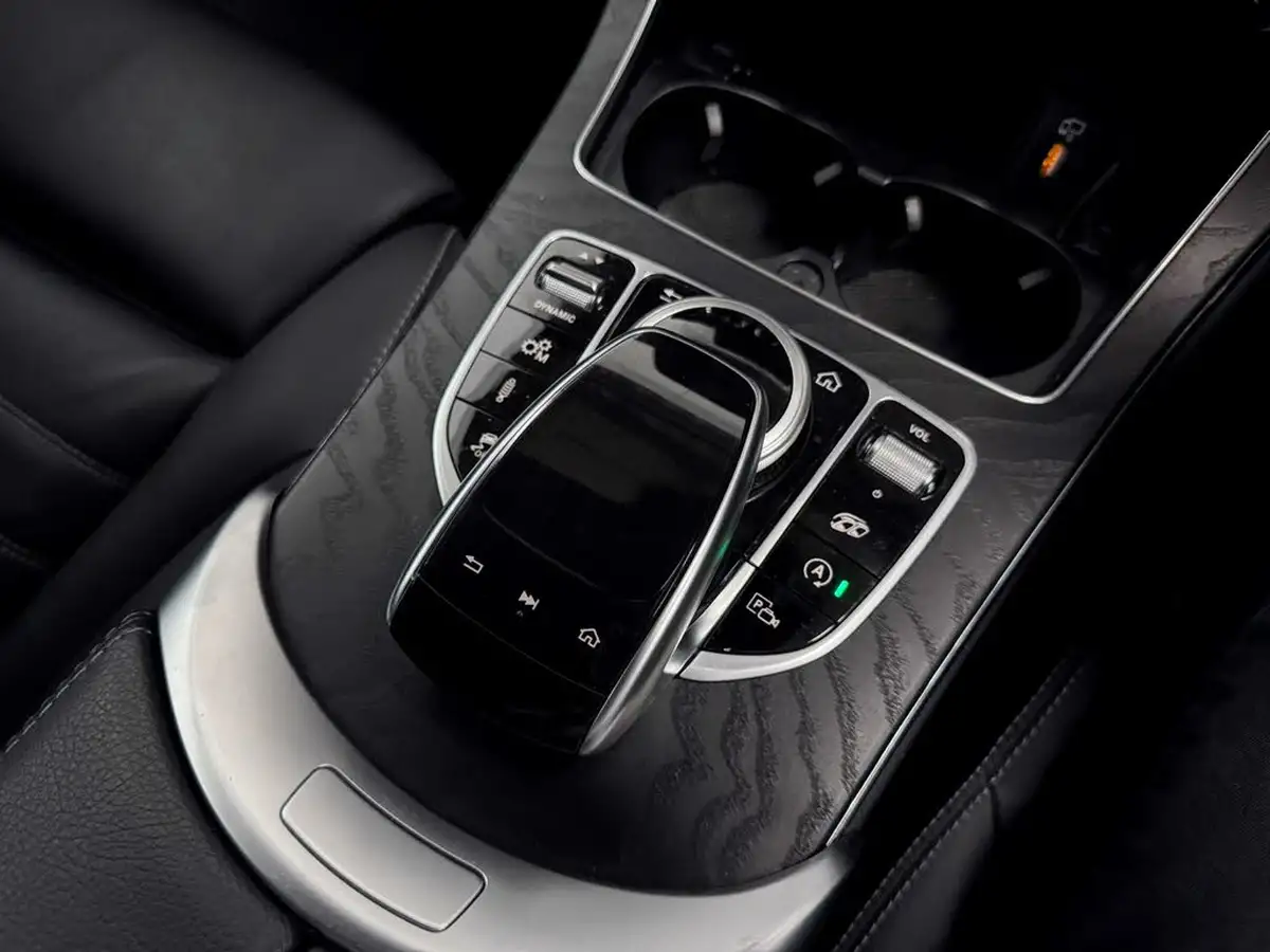 2019-mercedes-benz-c-class-30-c43-amg-premiumss-estate-5d-big-25