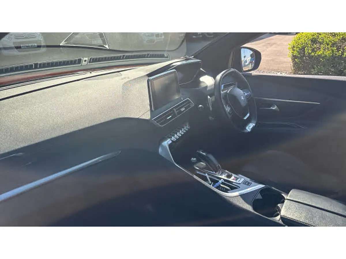 2020-peugeot-3008-suv-12-puretech-gt-line-eat8-big-8