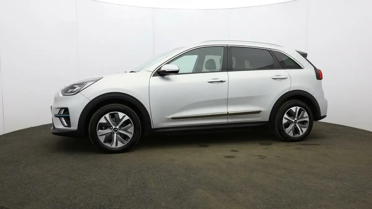 2021-kia-e-niro-ev-4-big-26