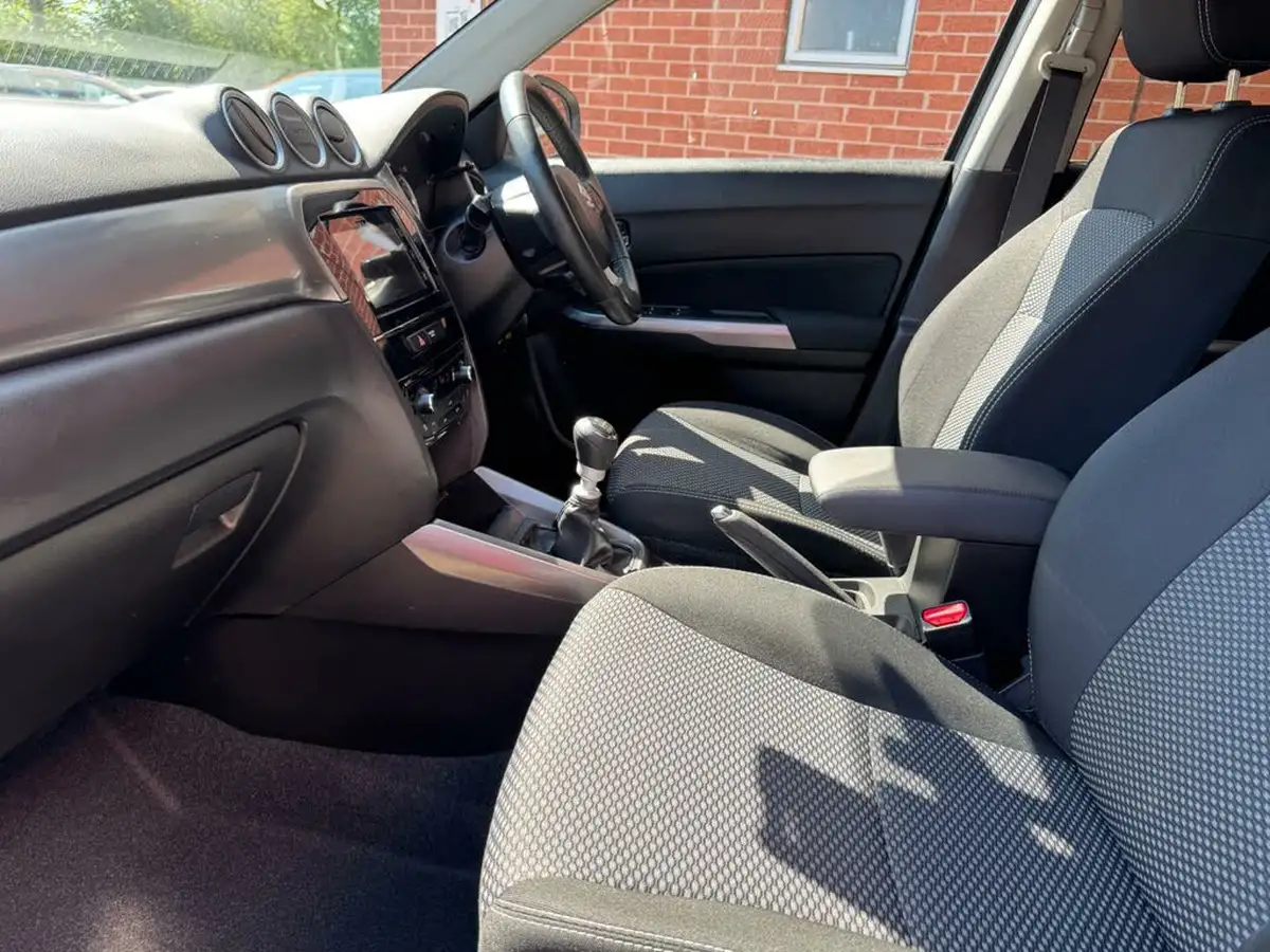 2020-suzuki-vitara-14-boosterjet-sz-t-129ps-mild-hybrid-big-33