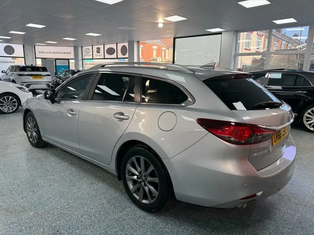 2019-mazda-mazda6-22td-skyactiv-d-se-l-lux-nav-tourer-5d-big-11