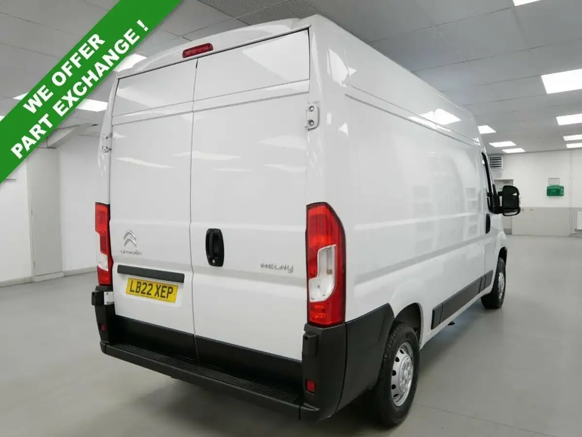 2022-citroen-relay-22bluehdi-35-l2h2-enterprise-big-8