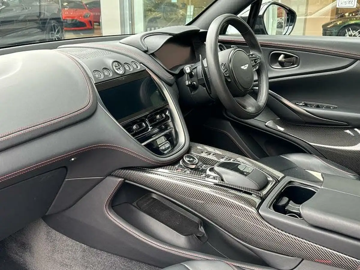 2023-aston-martin-dbx-40-v8-big-8