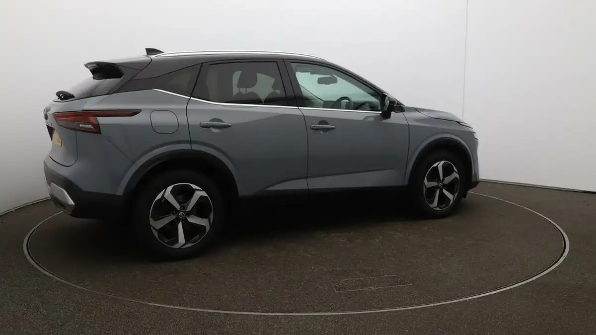 2021-nissan-qashqai-13-dig-t-premiere-edition-140ps-big-43
