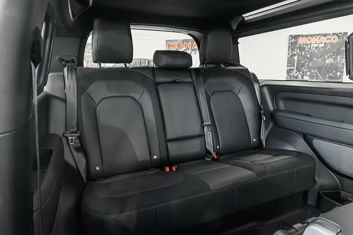 2022-land-rover-90-defender-30-d250-x-dynamic-hse-big-4