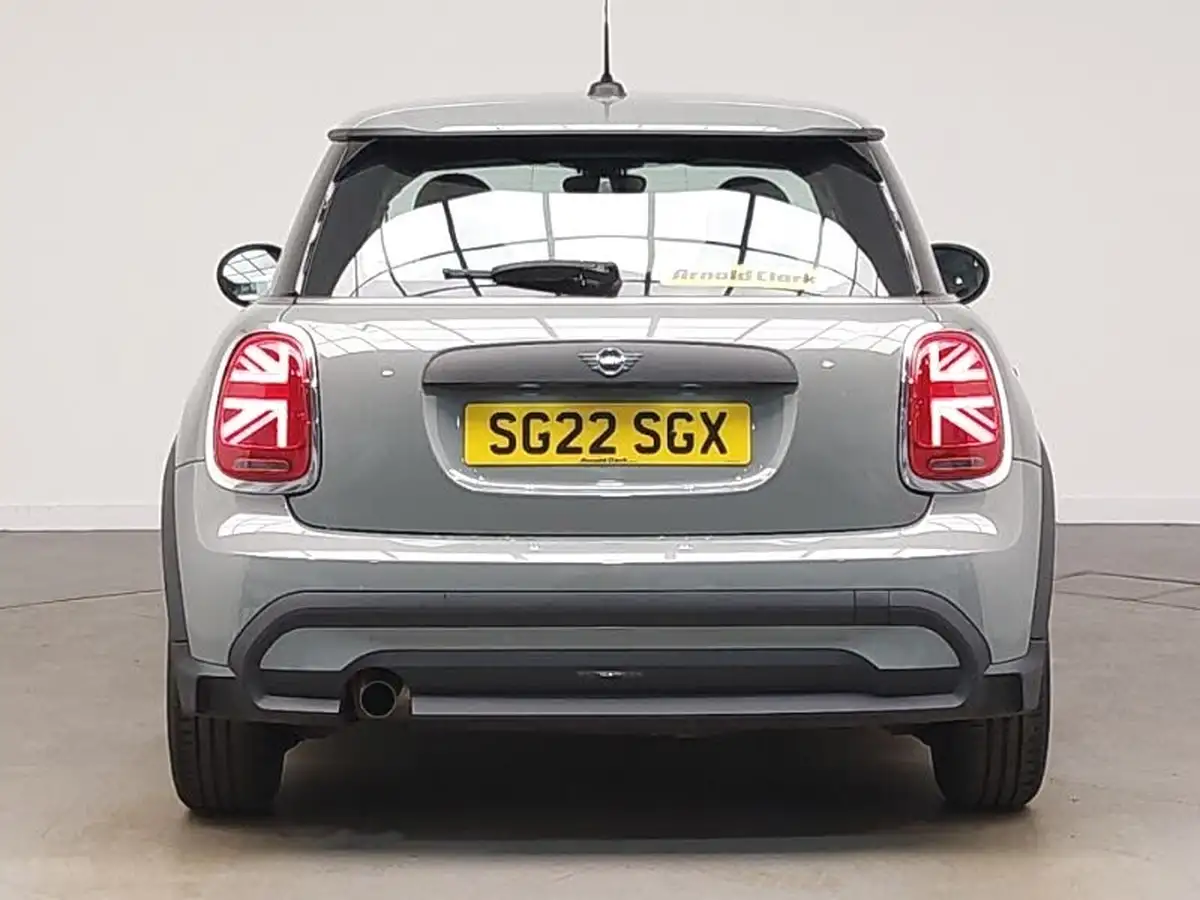 2022-mini-cooper-15-one-classic-3d-big-18