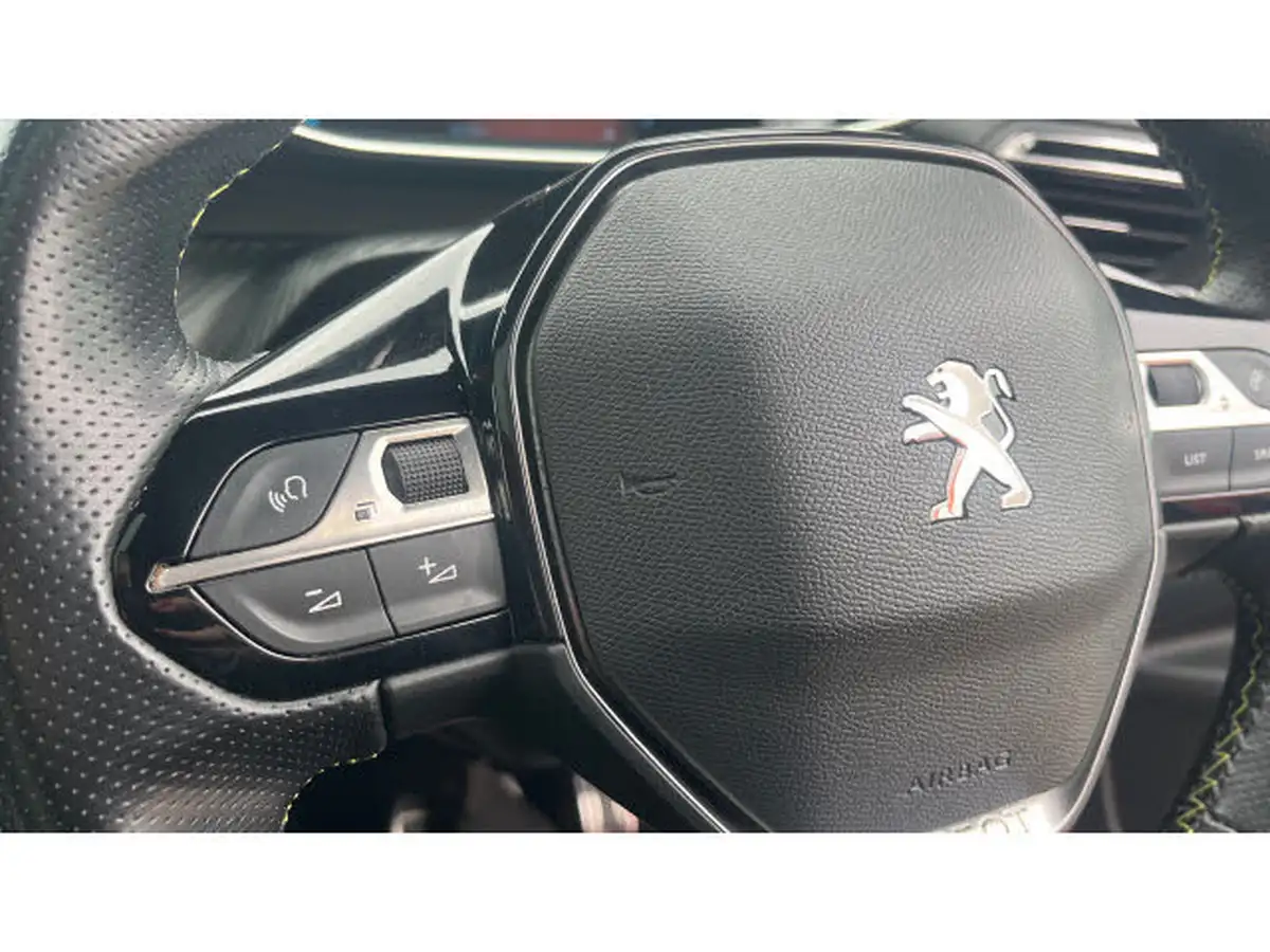 2020-peugeot-2008-suv-e-gt-big-22