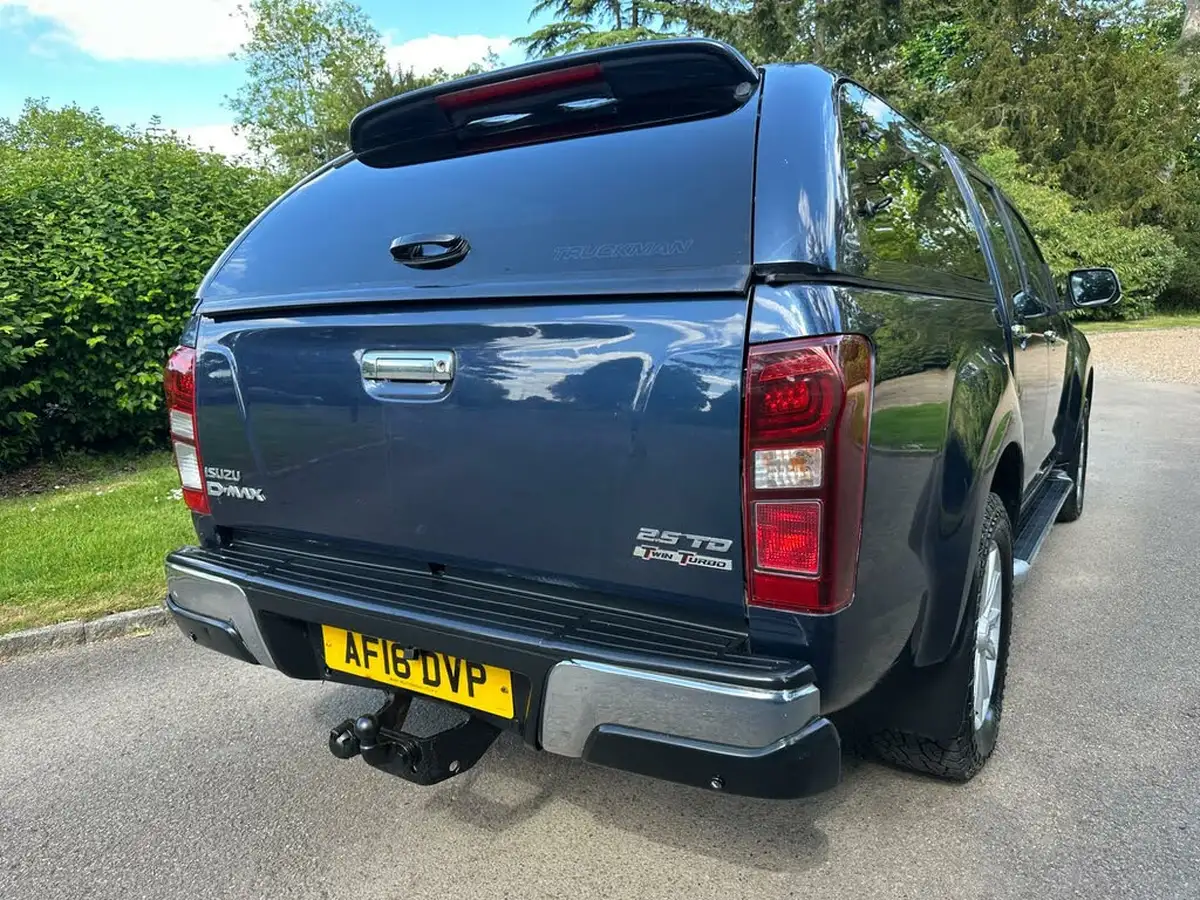 2016-isuzu-d-max-25td-yukon-huntsman-auto-big-19