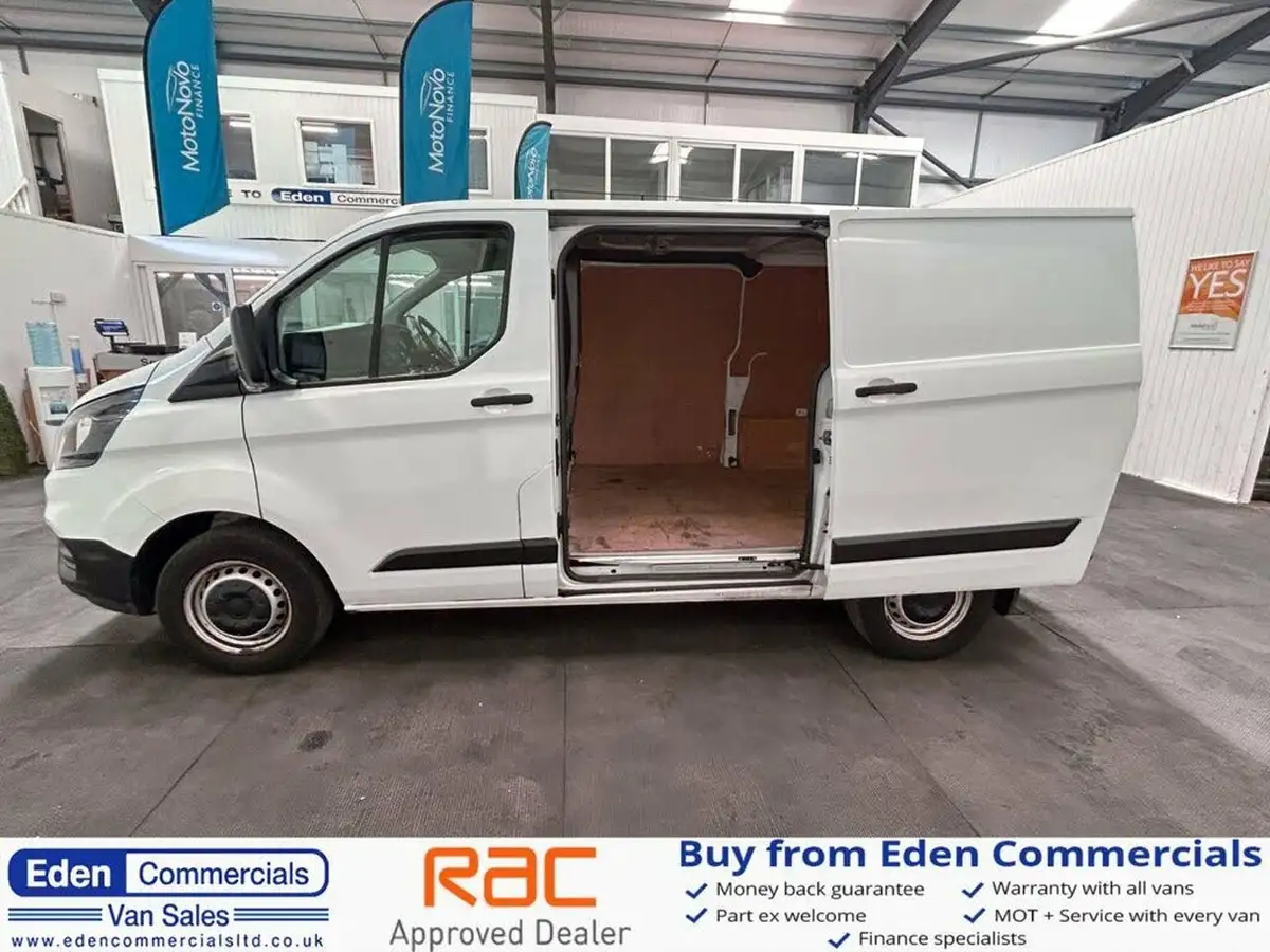 2021-ford-transit-custom-20tdci-300-l1h1-leader-105pseu6dt-panel-van-big-8