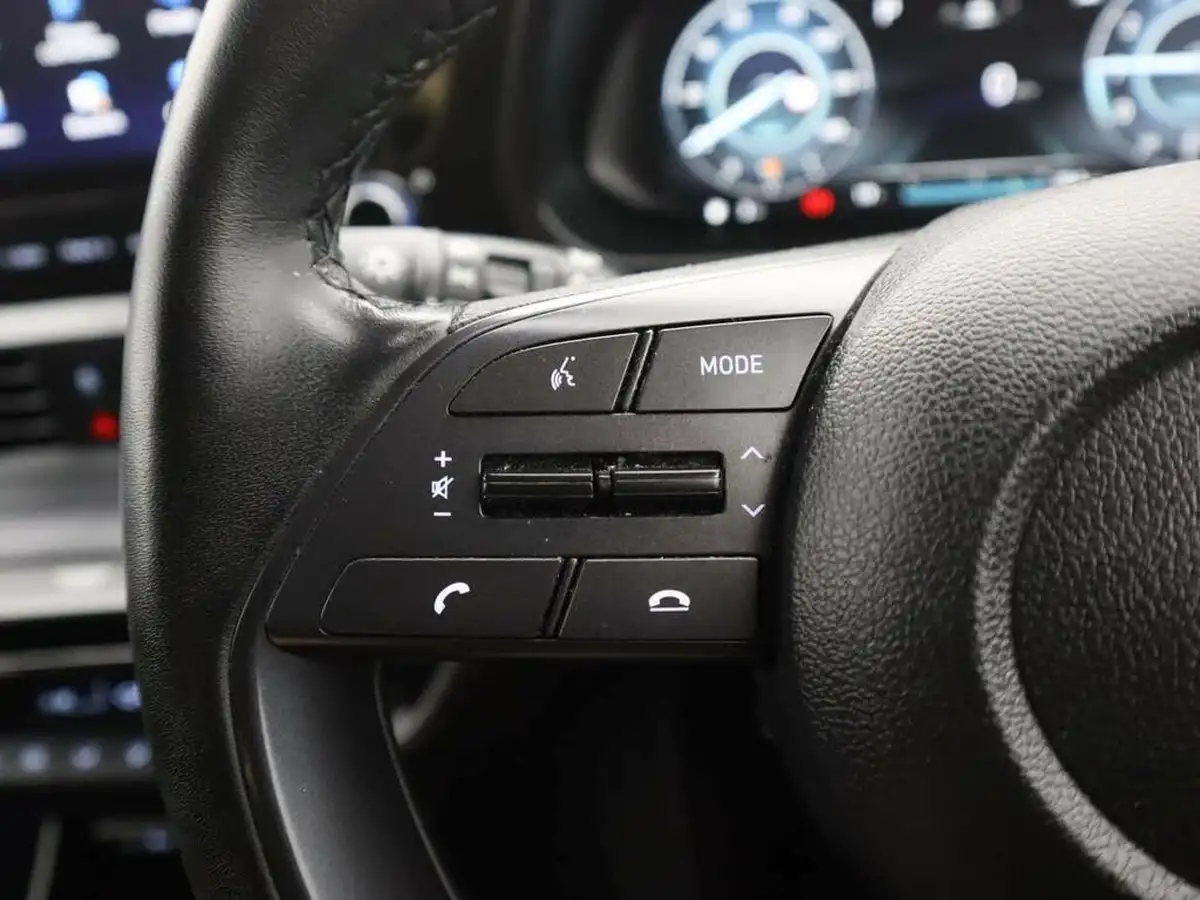 2022-hyundai-bayon-10-t-gdi-premium-100ps-dct-big-22