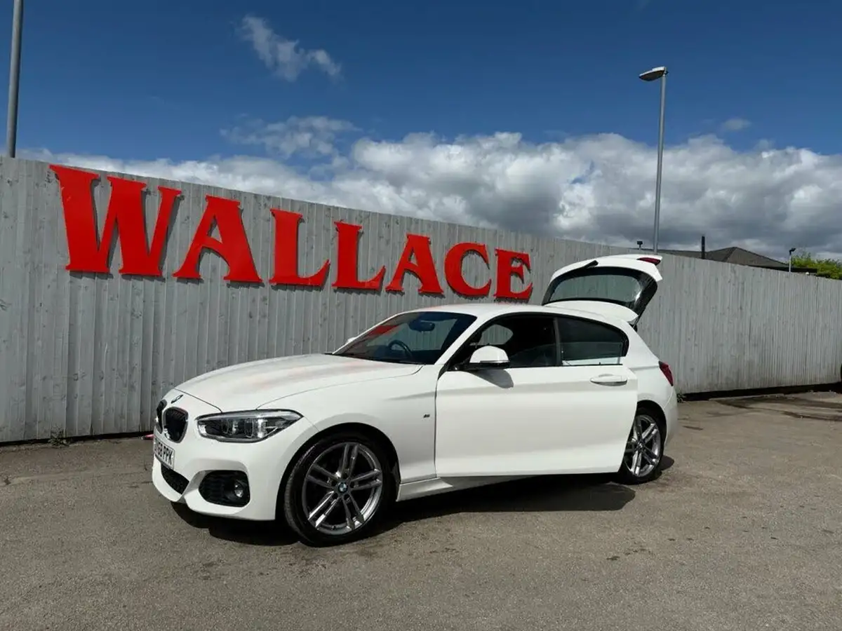 2018-bmw-1-series-15-118i-m-sport-3d-big-24