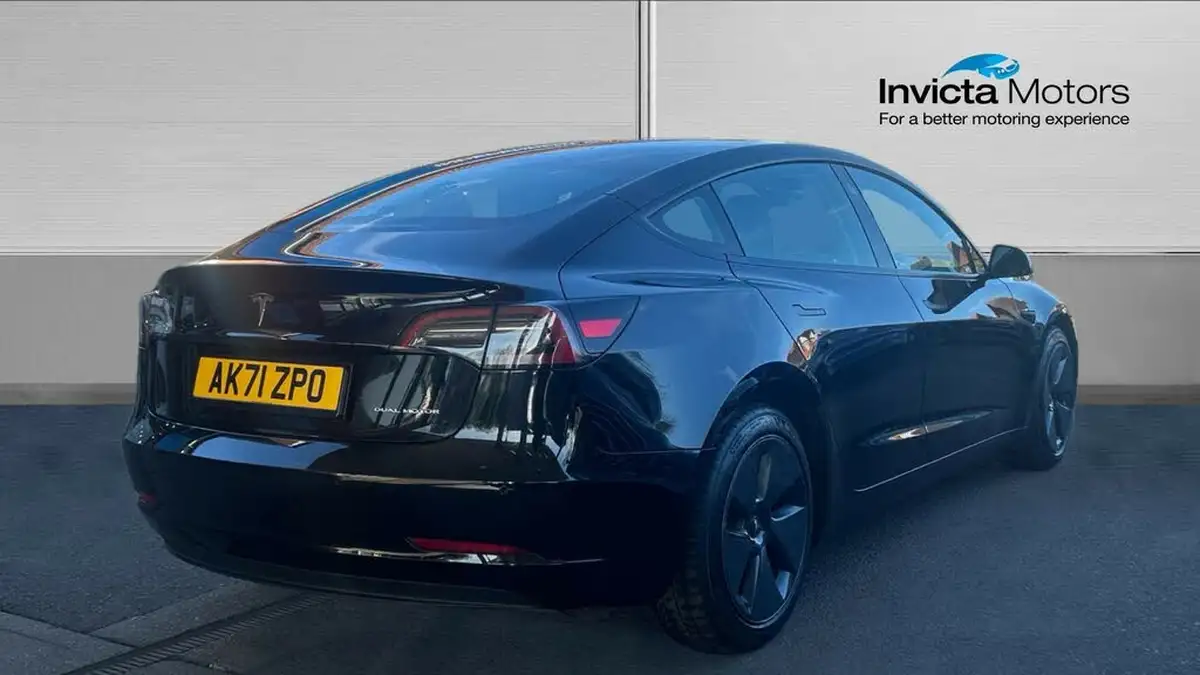 2021-tesla-model-3-e-long-range-awd-big-4