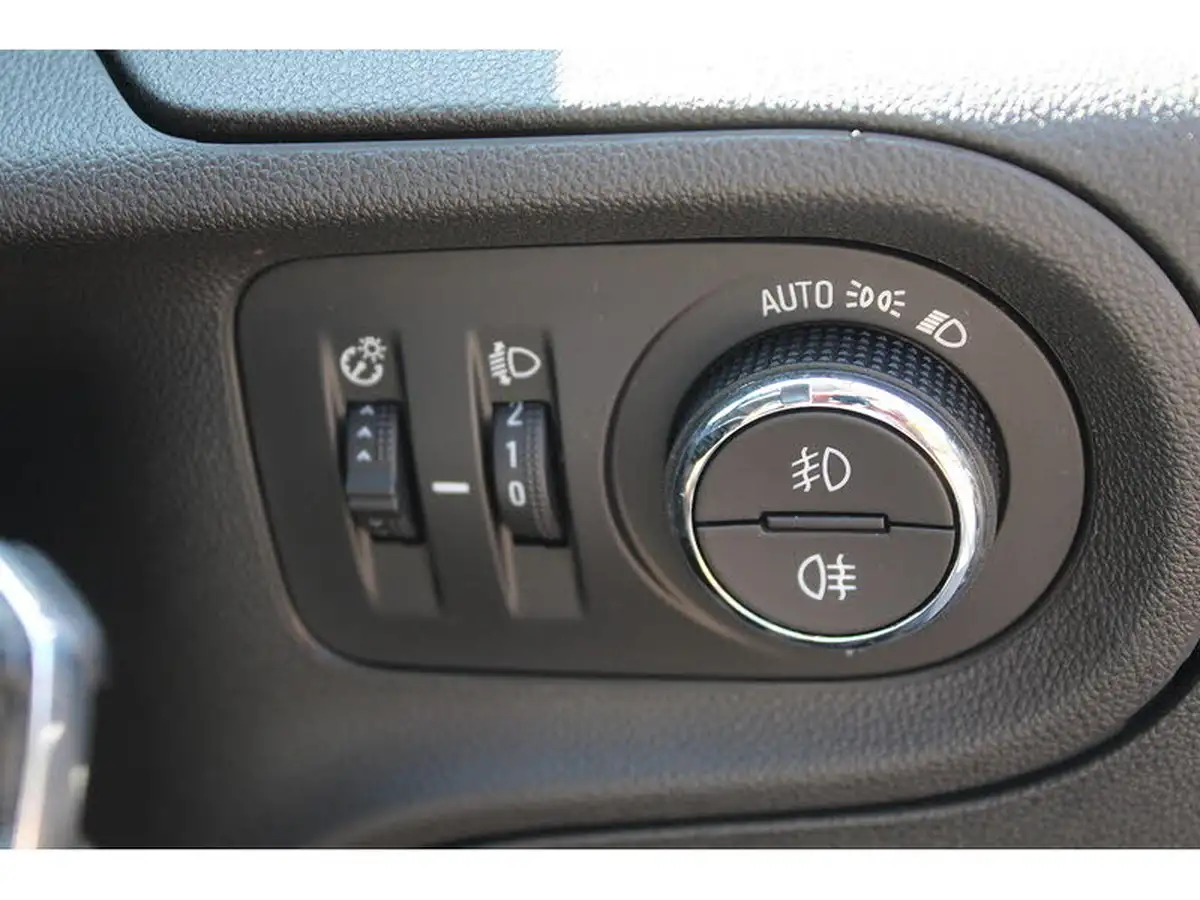 2018-vauxhall-grandland-x-16cdti-se-122ps-ecotec-big-25