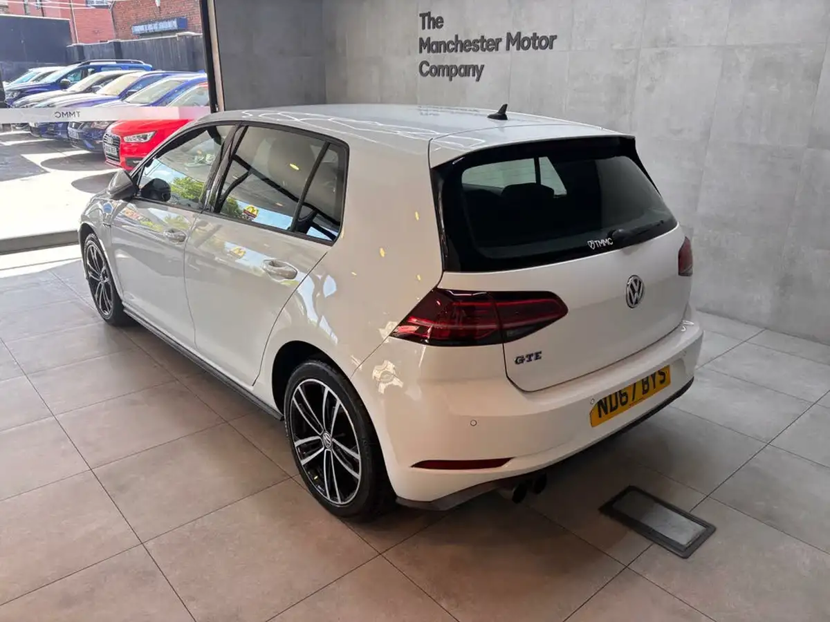 2017-volkswagen-golf-14-tsi-gte-ss-big-14