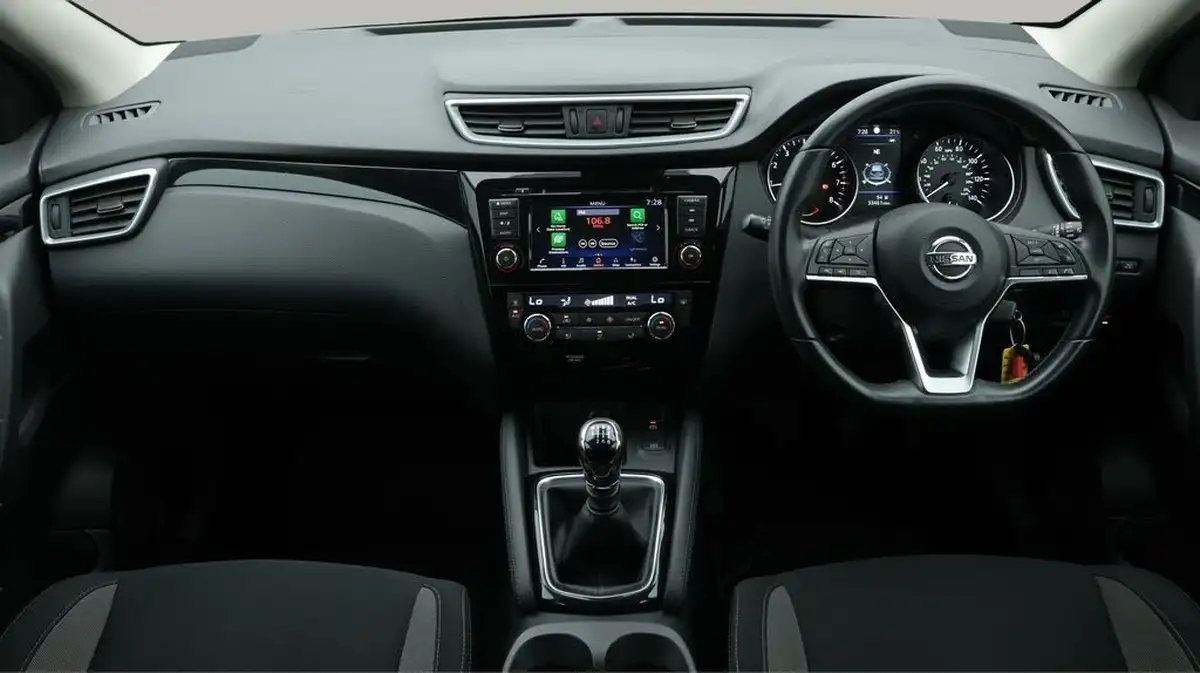 2021-nissan-qashqai-13-dig-t-acenta-premium-140ps-big-13