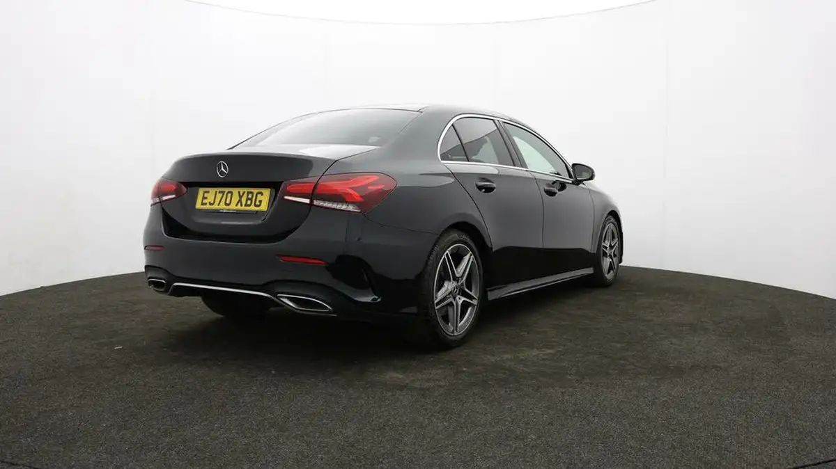 2020-mercedes-benz-a-class-13-a200-amg-line-saloon-4d-7g-dct-big-76