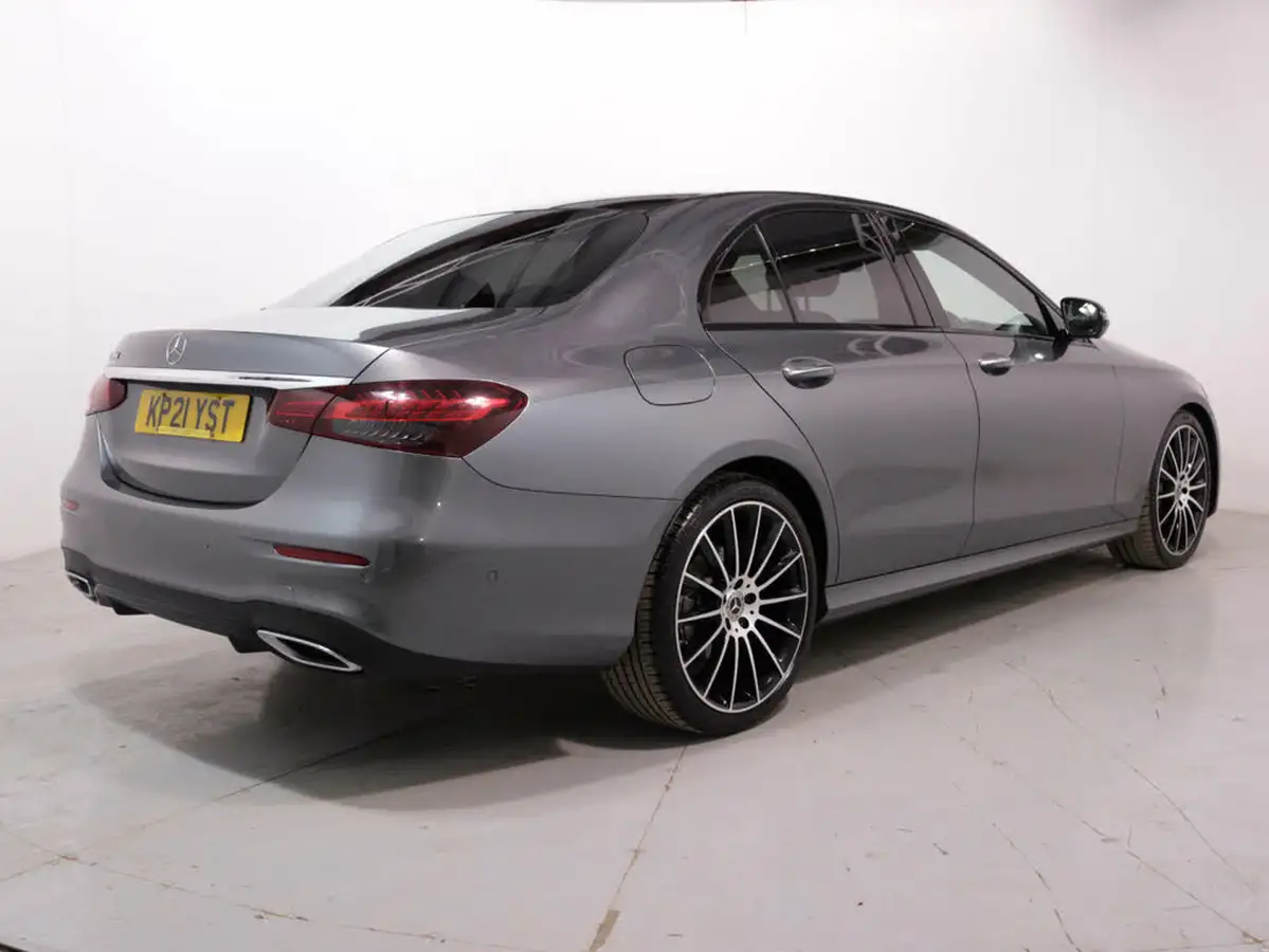 2021-mercedes-benz-e-class-20d-e220d-amg-line-night-edition-premium-plus-saloon-4d-big-6