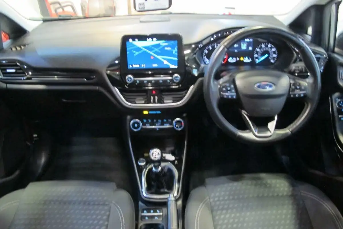 2017-ford-fiesta-10t-titanium-100ps-ecoboost-ss-5d-big-35