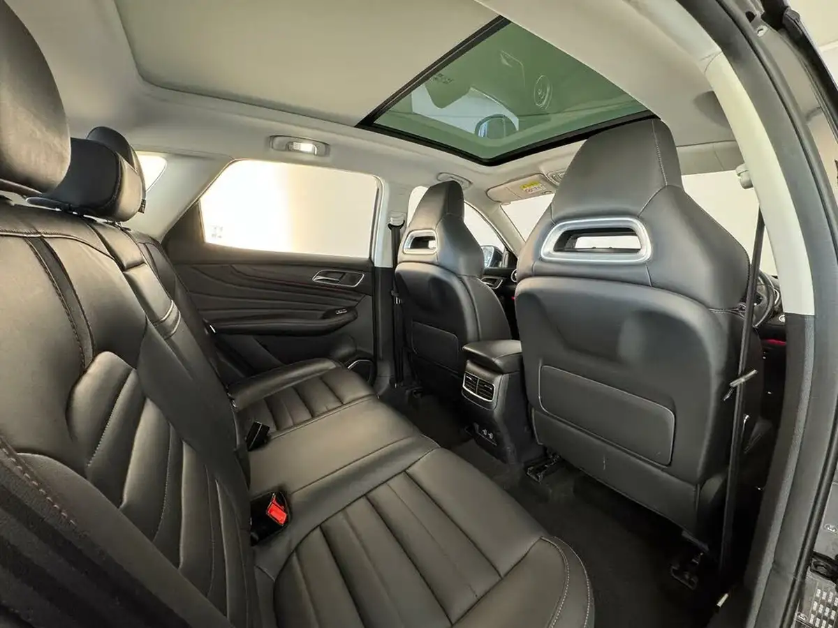 2022-mg-hs-15t-gdi-exclusive-258ps-plug-in-hybrid-auto-big-14