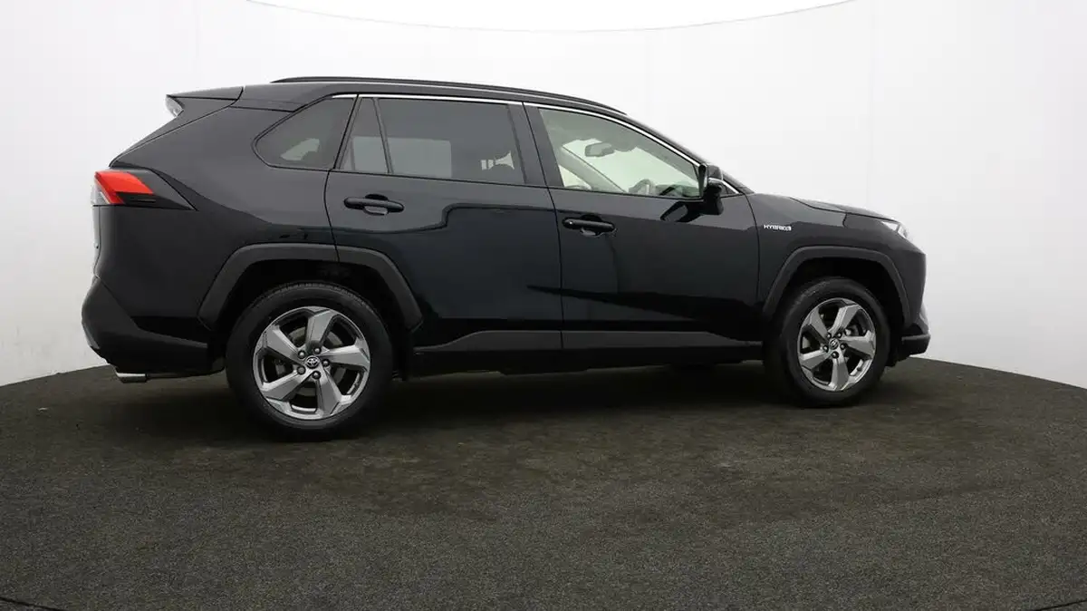 2021-toyota-rav4-25-vvt-i-design-215bhp-big-26