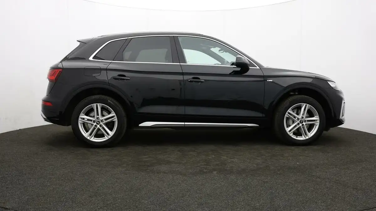2021-audi-q5-20-50-tfsi-e-s-line-station-wagon-big-30