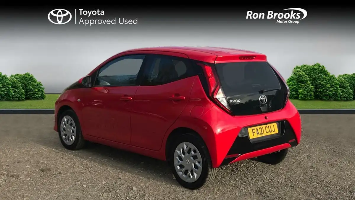 2021-toyota-aygo-10-vvt-i-x-play-tss-big-3