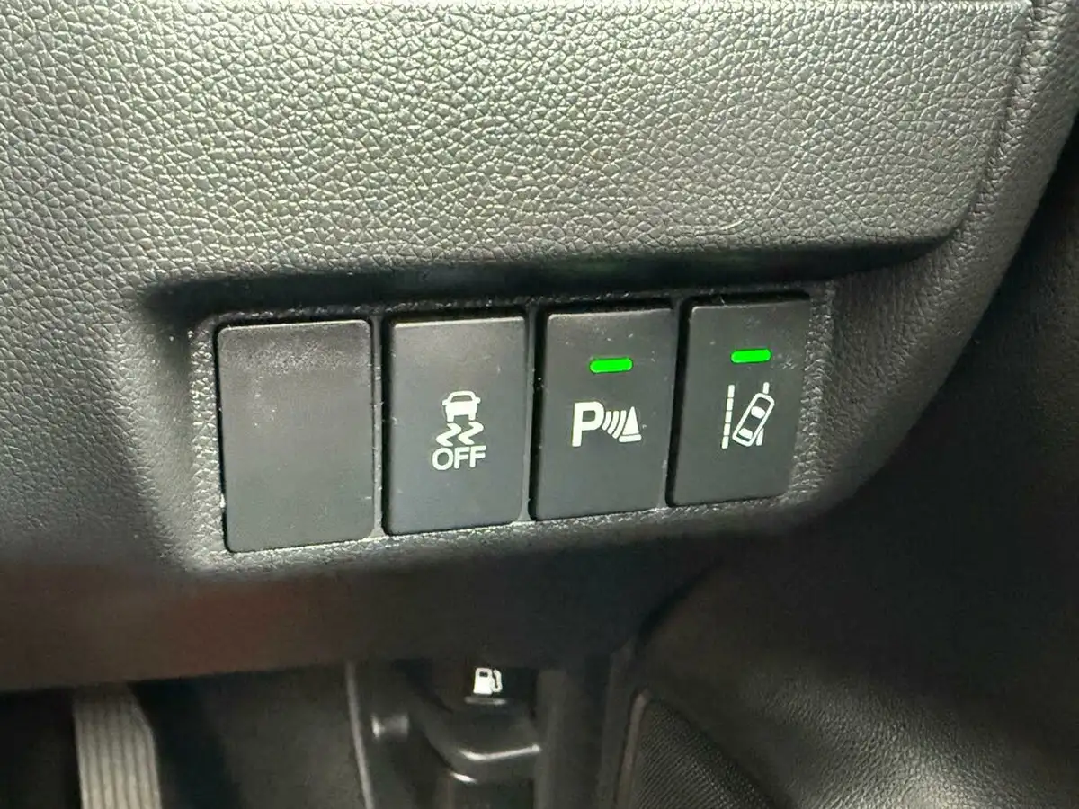 2019-honda-jazz-13-i-vtec-ex-navi-cvt-big-57