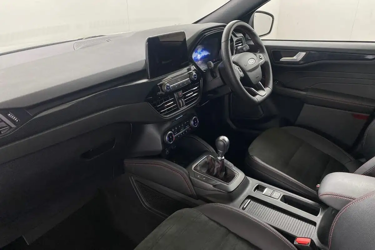 2023-ford-kuga-15t-st-line-x-edition-big-11