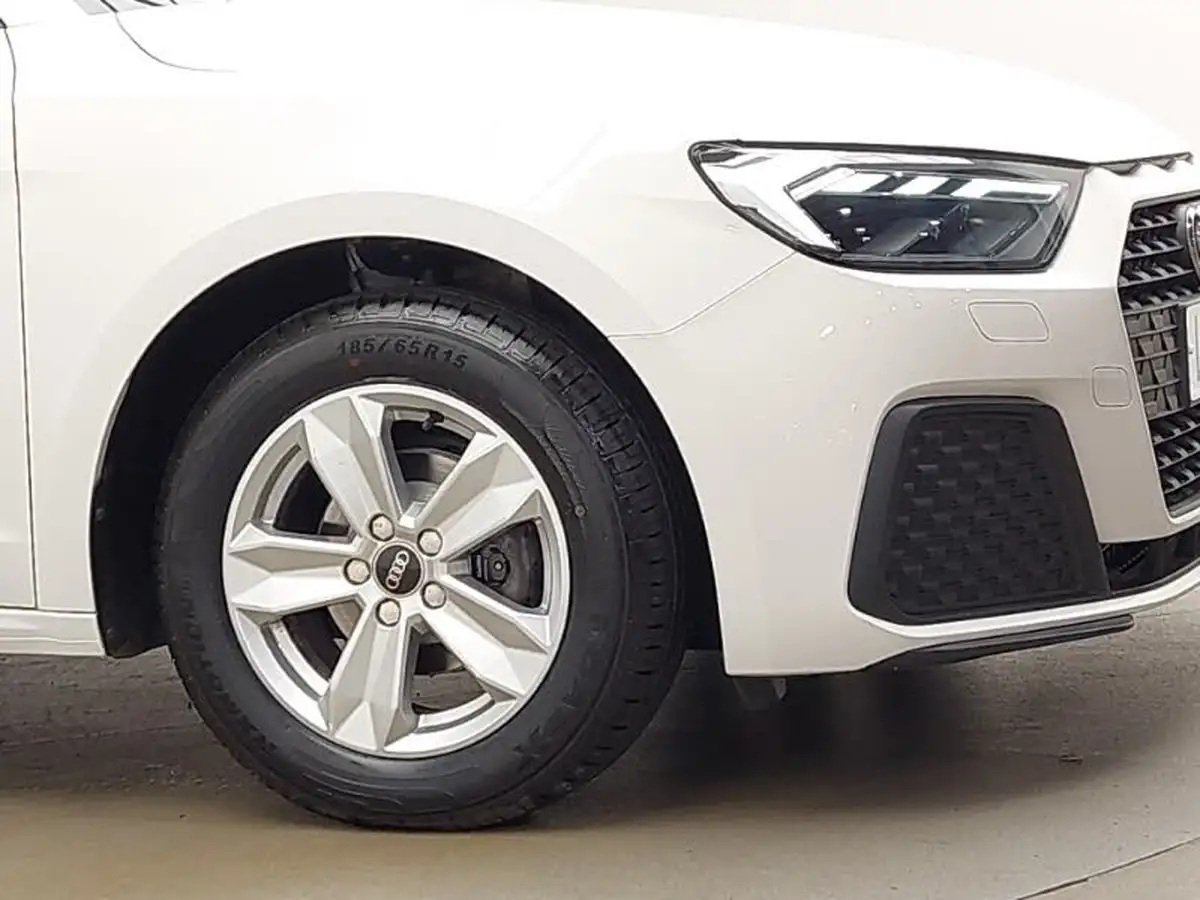 2022-audi-a1-10-25-tfsi-technik-big-8