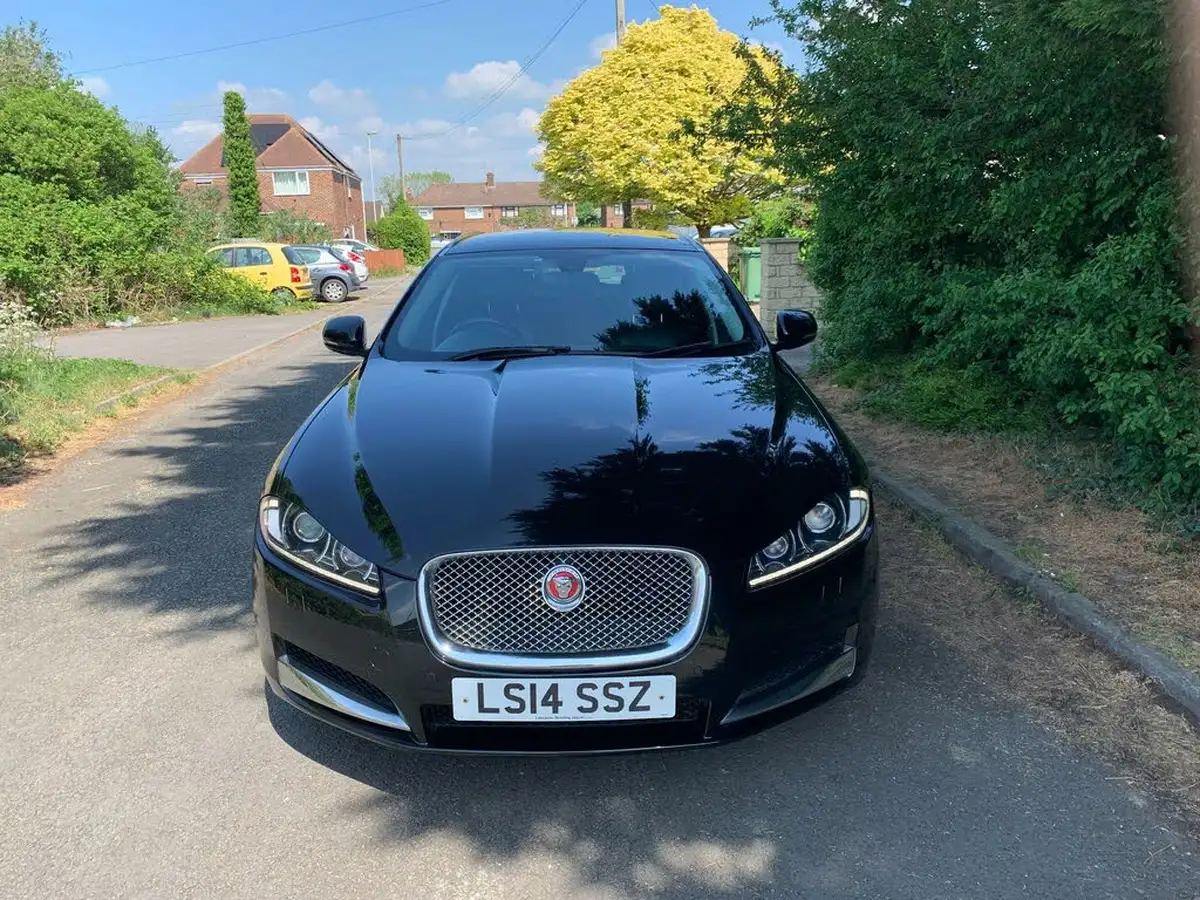 2014-jaguar-xf-22td-luxury-163ps-sportbrake-5d-big-1