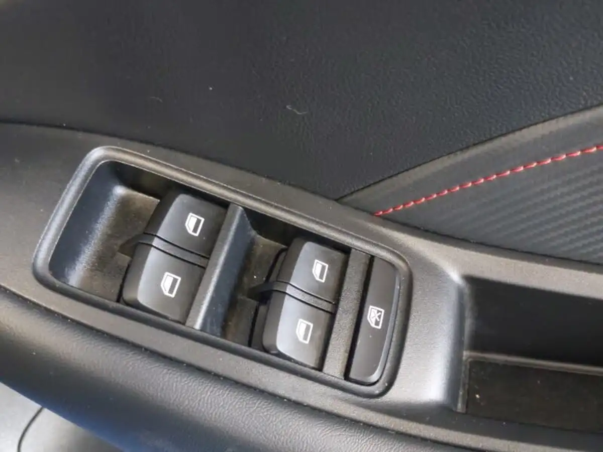 2023-mg-zs-suv-15-vti-tech-exclusive-big-18