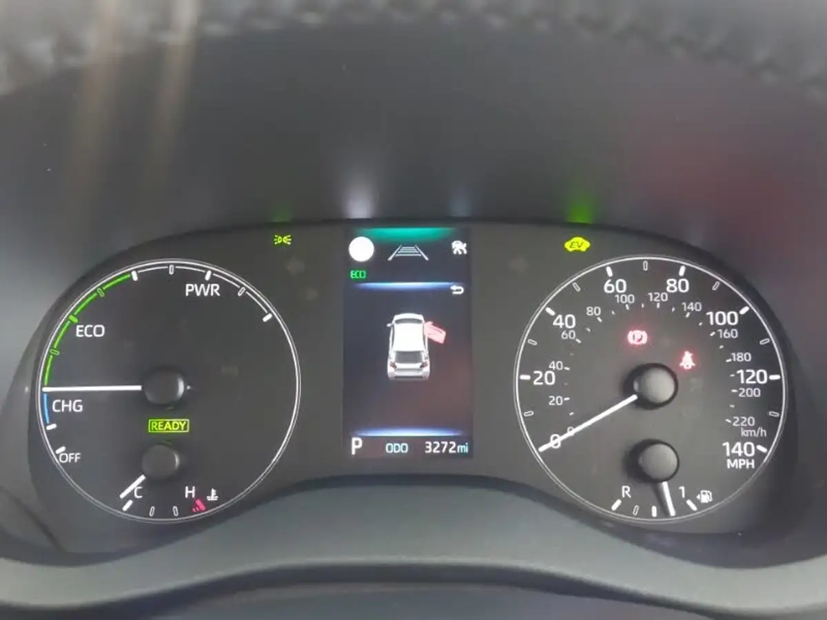 2024-mazda-mazda2-15-exclusive-line-big-16