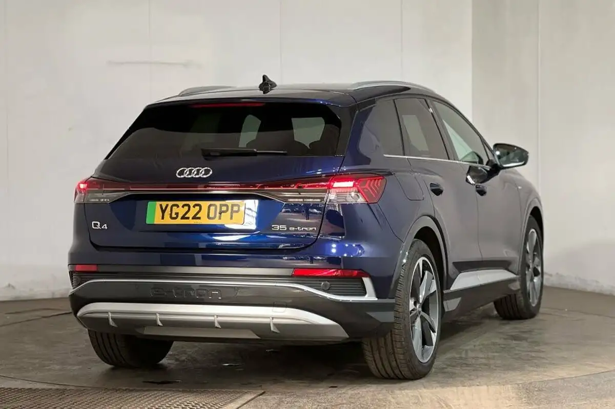 2022-audi-q4-e-tron-35e-s-line-station-wagon-big-18