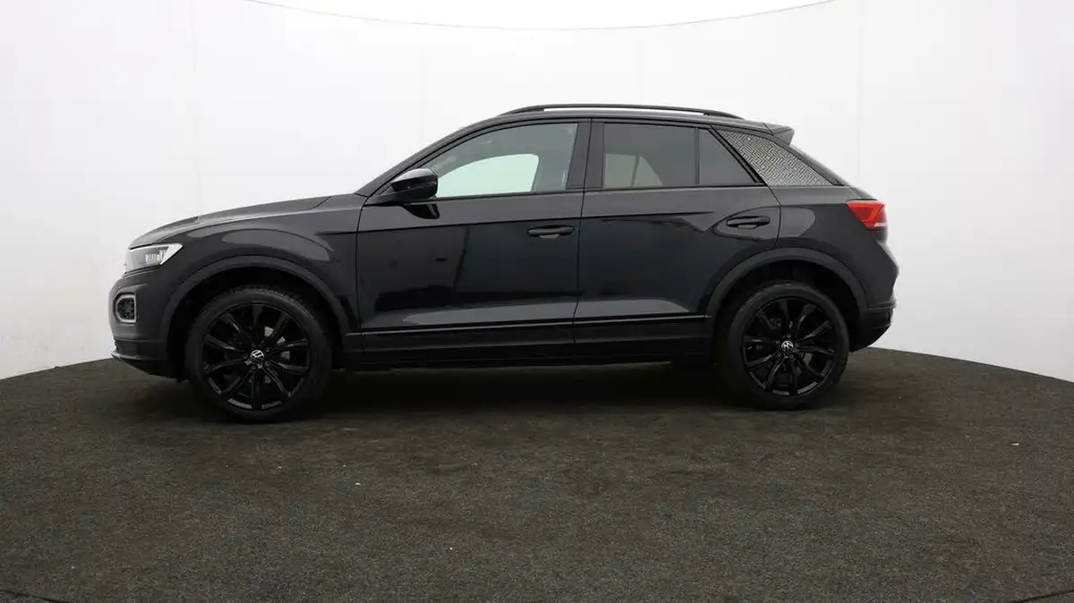 2021-volkswagen-t-roc-15-tsi-black-edition-big-59