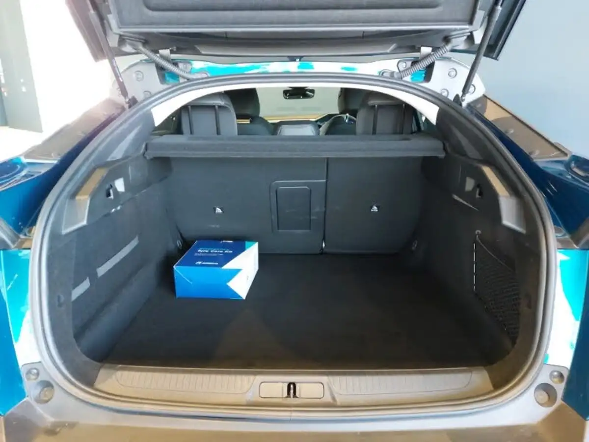 2023-peugeot-408-12-puretech-allure-premium-big-7
