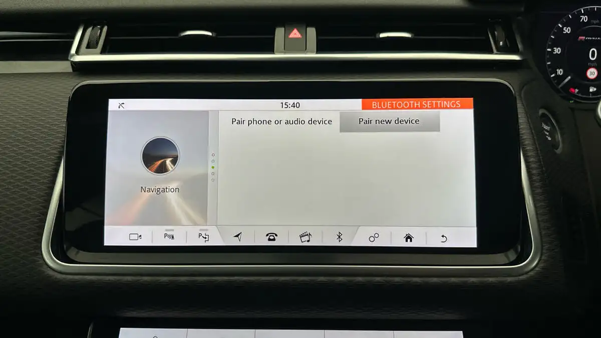 2019-land-rover-range-rover-velar-20-d180-r-dynamic-se-big-21