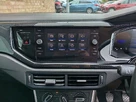 2023-volkswagen-polo-10-life-small-4