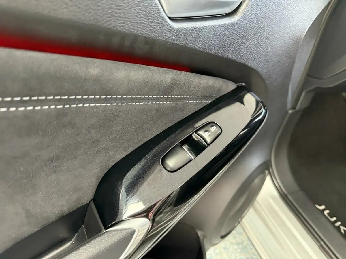 2021-nissan-juke-10-dig-t-tekna-big-19