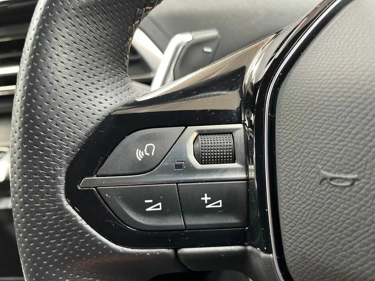 2021-peugeot-3008-suv-12-puretech-gt-premium-big-22