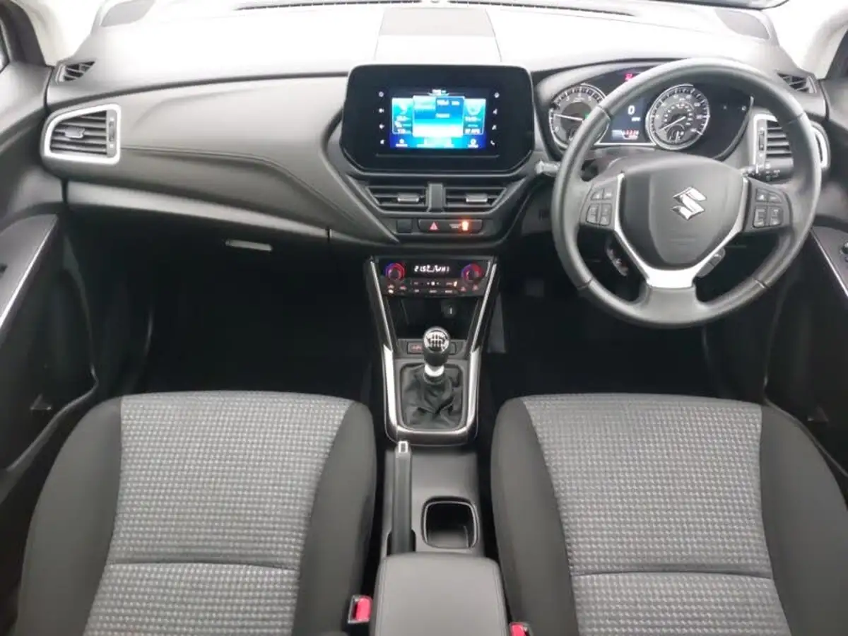 2023-suzuki-s-cross-14-boosterjet-motion-big-2
