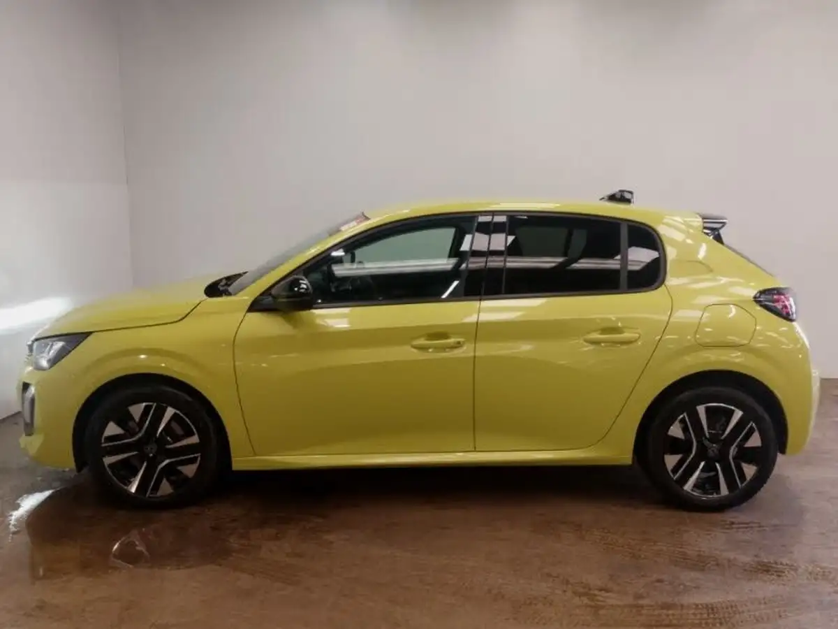 2024-peugeot-208-12-puretech-allure-big-3