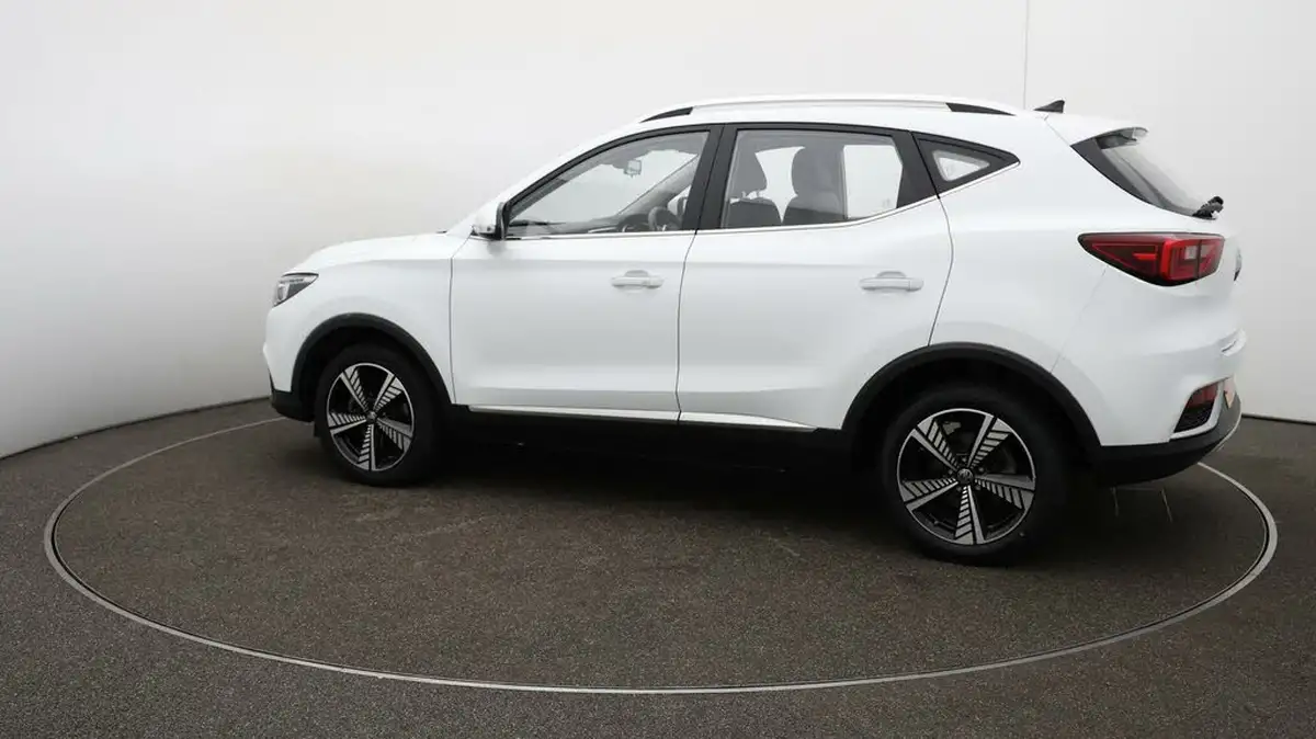 2021-mg-zs-suv-e-exclusive-ev-big-38