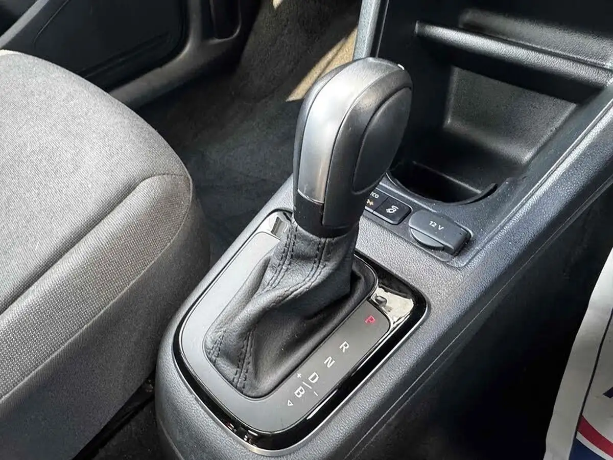 2022-volkswagen-up-e-e-up-big-28