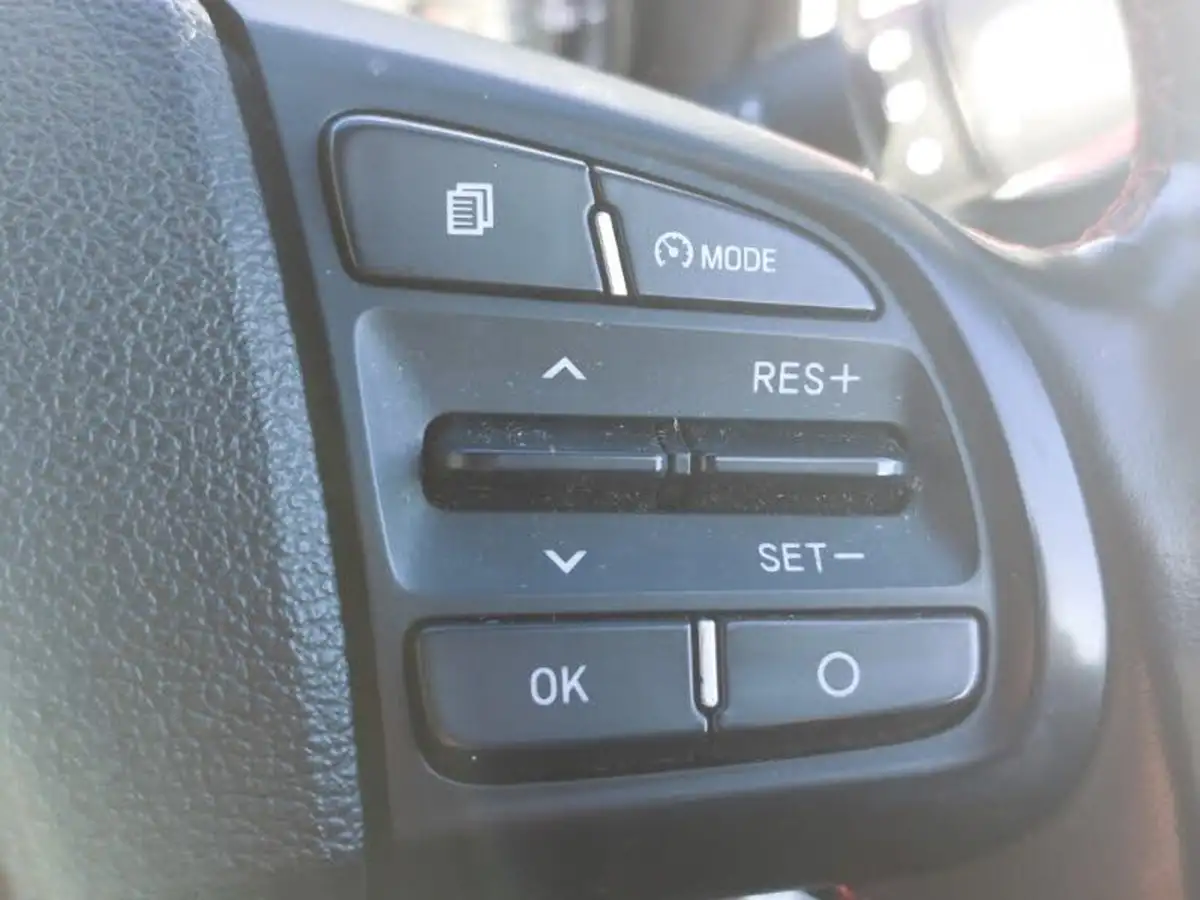 2022-hyundai-i10-10-t-gdi-n-line-big-16