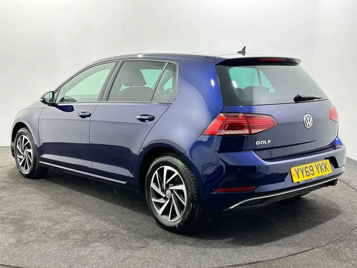 2020-volkswagen-golf-15-tsi-match-edition-150ps-hatchback-big-4