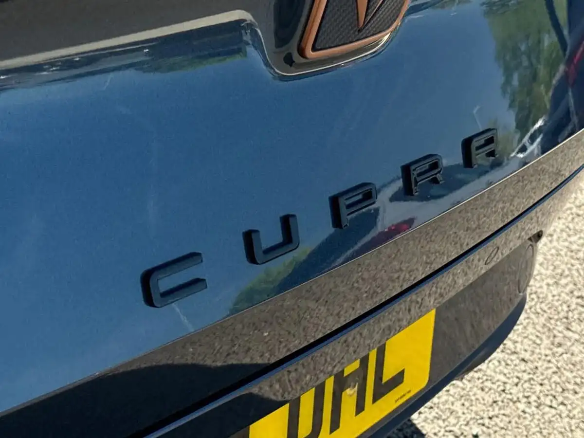 2024-cupra-leon-nf-14-e-hybrid-vz2-design-edition-estate-big-25