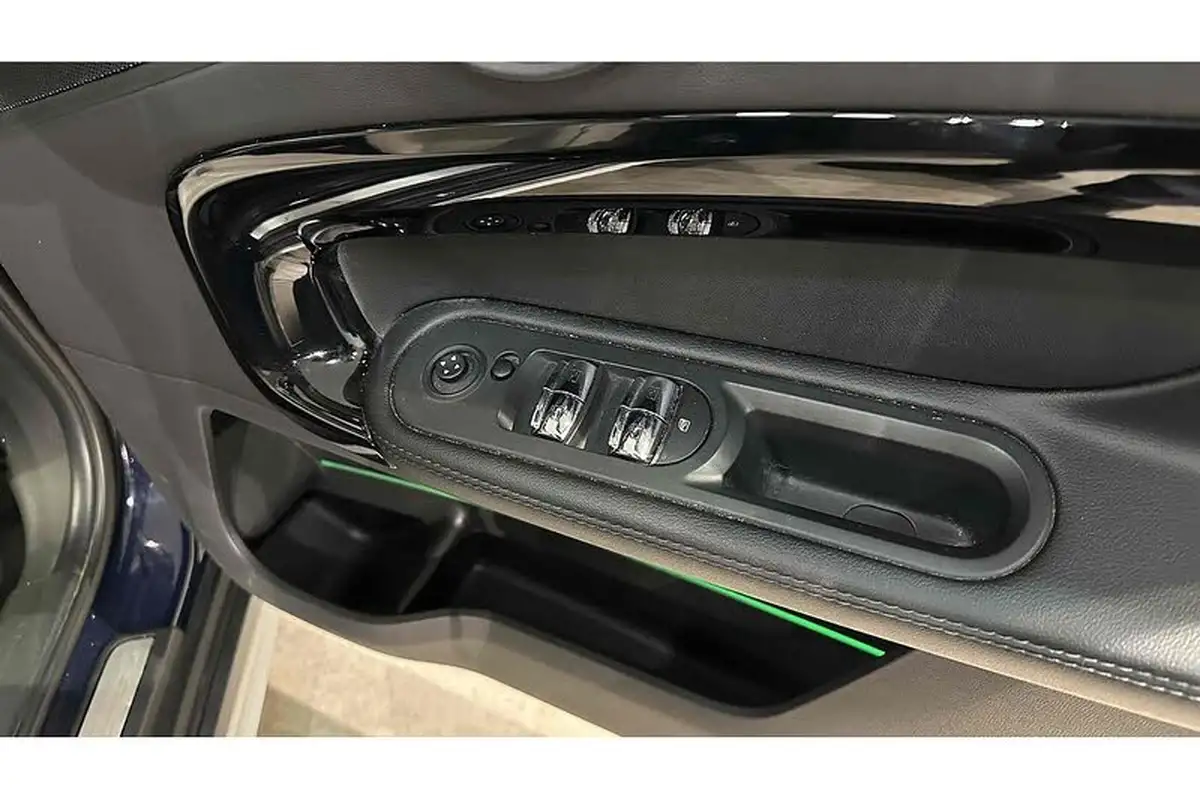 2018-mini-countryman-20-cooper-s-ss-auto-big-28